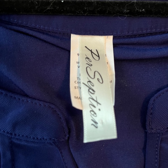 PER SEPTION NAVY SLEEVELESS TOP BLOUSE SIZE M - Picture 3 of 4